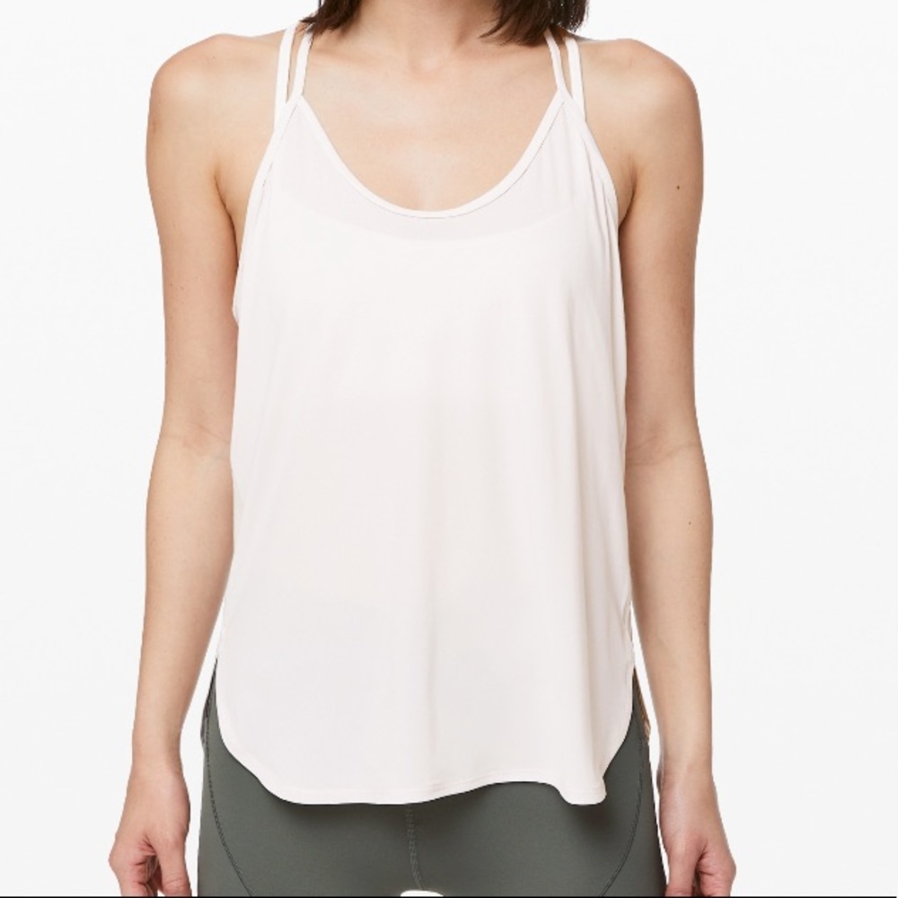 🍋Lululemon soft pink tank